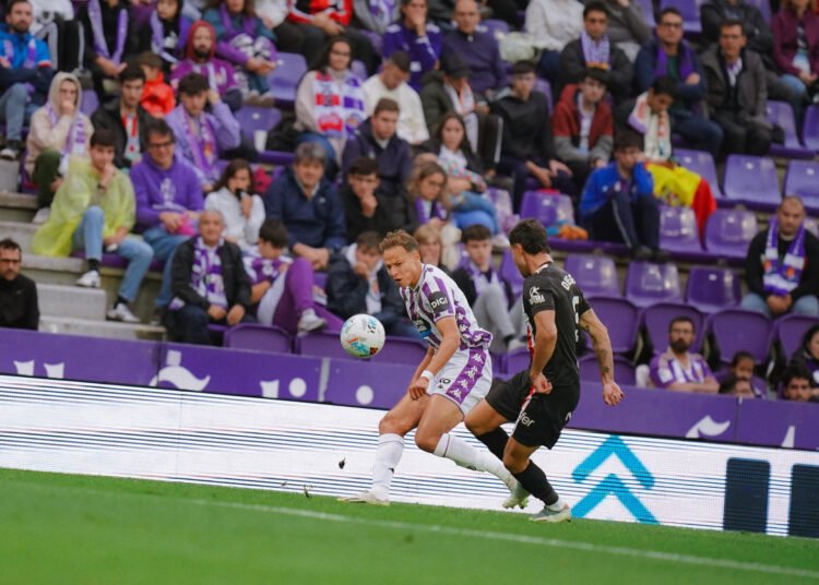Las 3 claves de la derrota del Valladolid ante el Sporting de Gijón 3 Lachuer Valladolid