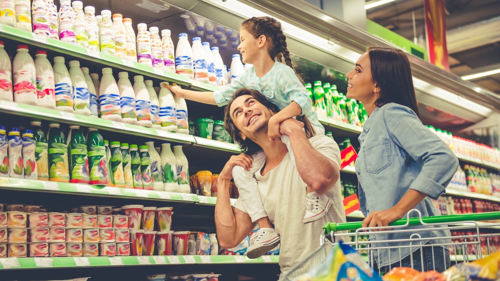 Las grandes cadenas de supermercados buscan ganar a la competencia