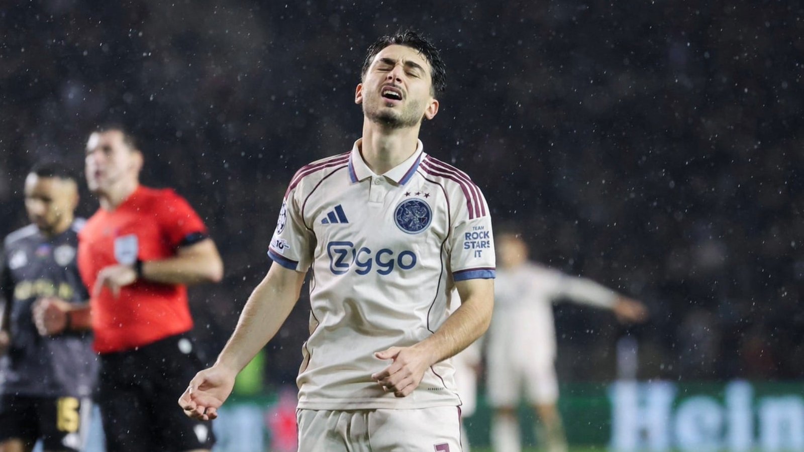 Raúl Moro vuelve a España 1 Moro Ajax