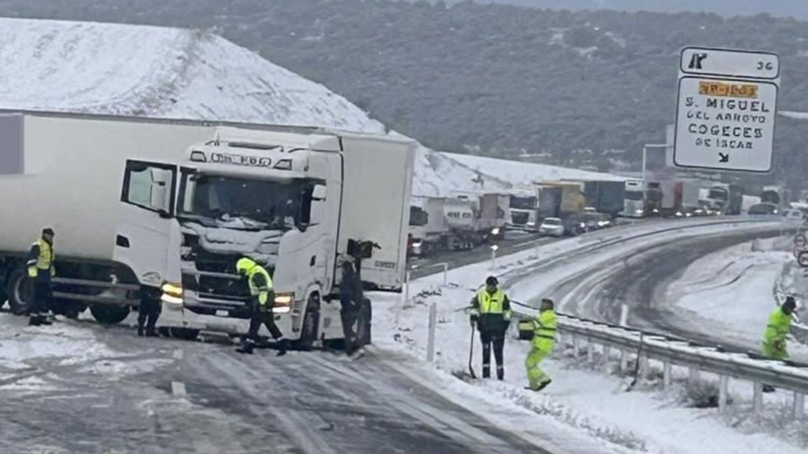 La Guardia Civil atiende a 49 personas en las carreteras de Valladolid
